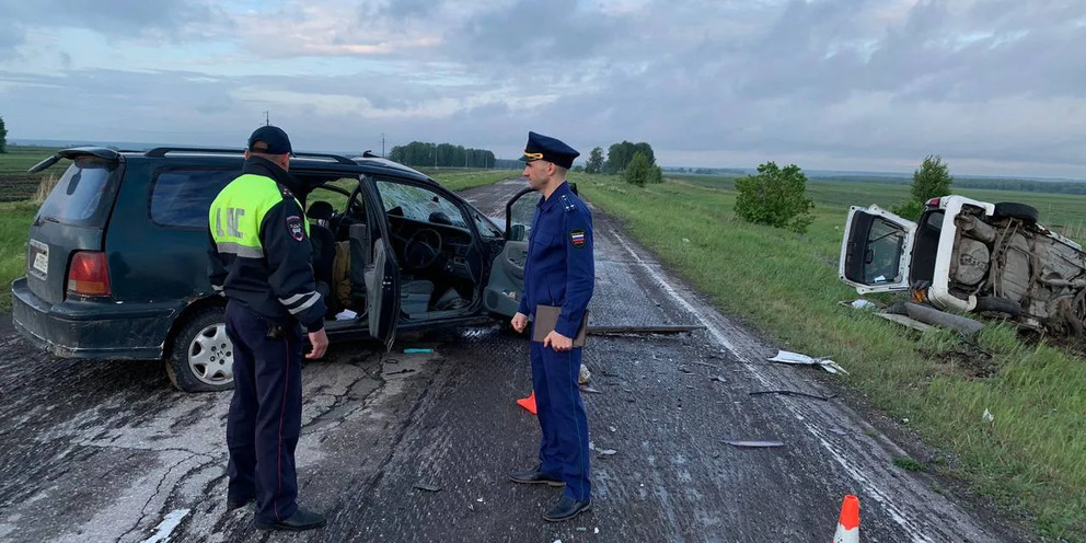 Двое водителей получили тяжелейшие травмы