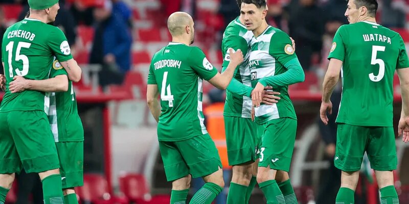 футбол россии премьер-лига. Ivan oleynikov ахмат. даниил уткин ахмат. ахмат отступает. ахмат 2021.