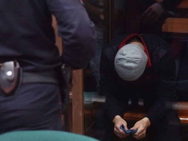 Фото обвиняемых в теракте. В Ростове судят подростка, обвиняемого в подготовке теракта.