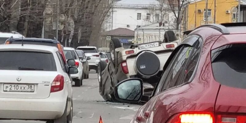 Залом на крыше после дтп