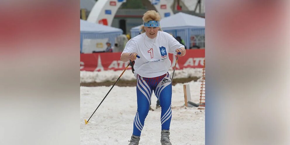 Кубок анфисы резцовой. Олимпийская чемпионка. Олимпийская чемпионка 2022.