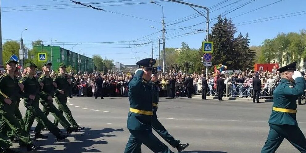 9 мая пенза план