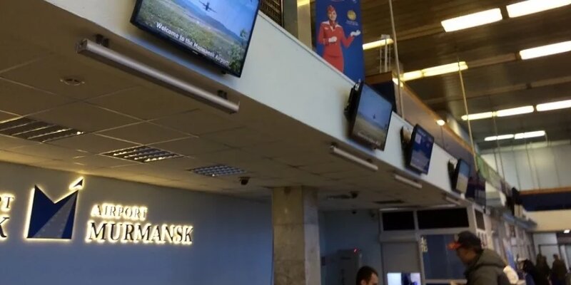В мурманском аэропорту сократился пассажиропоток