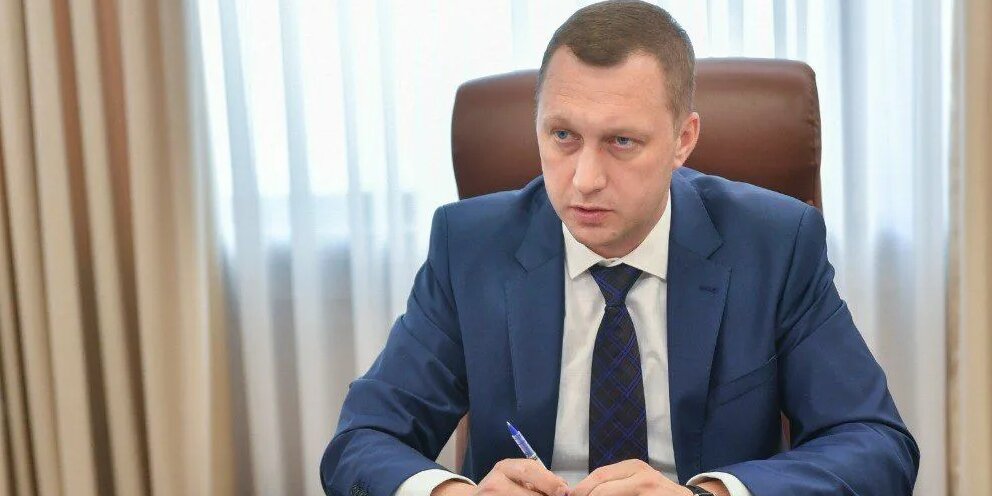 Дети бусаргина романа викторовича фото Губернатор о "взрыве" в Энгельсе: Никаких ЧП в жилых кварталах города не произош