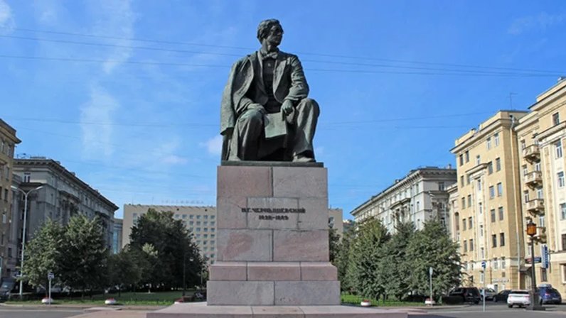 Площадь чернышевского