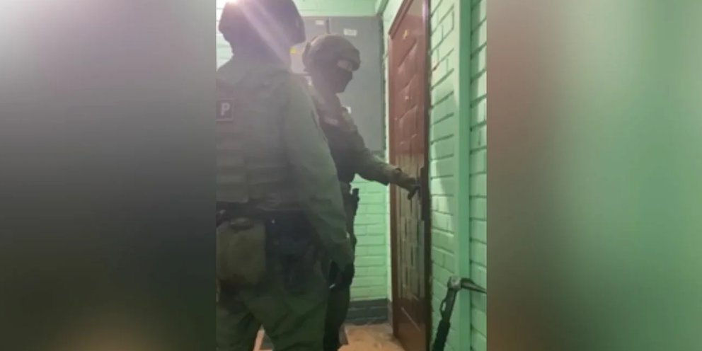 Фсб задержала екатеринбург. Четверо из пяти нападавших мигрантов задержаны. Преступник. Четверо из пяти нападавших мигрантов задержаны. Четверо из пяти нападавших мигрантов задержаны.