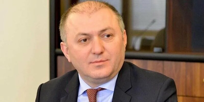 Dövlət Təhlükəsizliyi Xidmətinin rəhbəri vəzifəsindən ayrılır