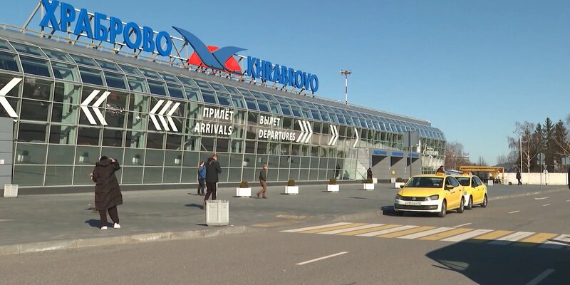 Аэропорт храброво фото