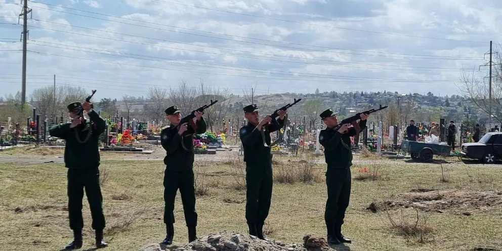 В памятнике память проект