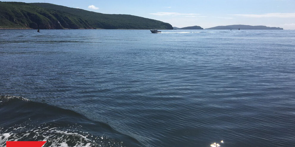 В японском море нашли. Акватория японского моря. Ханган Приморский край. Ханган большой камень.