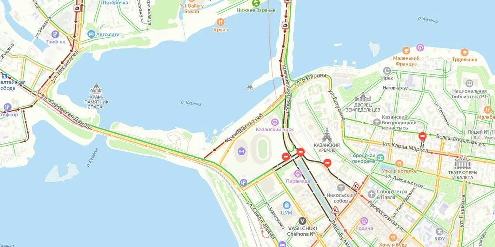 Карта с движением по улицам