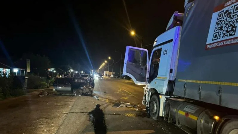 Приора попала в дтп