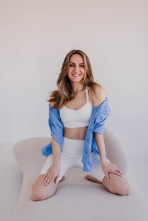 Логотип канала VVPROFITNESS