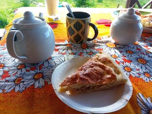 Еда и около нее