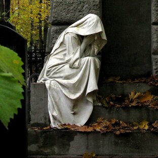 "Прохожий, остановись..."