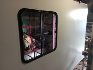 Двери и окна для Кемпера. 