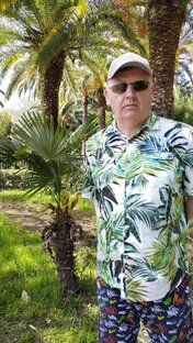 Хобби,...духи, украшения...шитье 