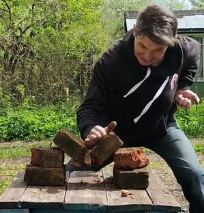 Тамэсивари - разбивание всего подряд. 