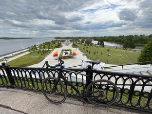 Велик VS псих