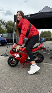 Я поехала кто со мной ?