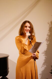 Читаю стихи