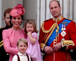 Королевская семья 