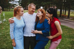 Логотип канала Обо всём,  кроме цветов 💐 