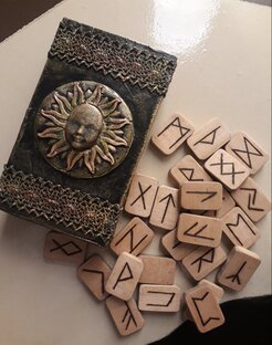 РУНИЧЕСКИЕ ФОРМУЛЫ