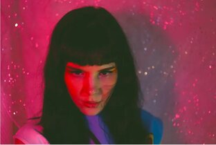 Музыкальные клипы, лайвы, интервью и тд