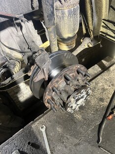 Замена тормозного диска