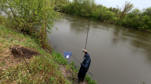 Рыбалка на реке 