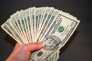 Деньги всё и не всё..