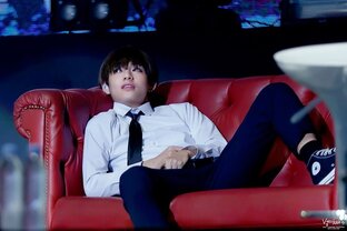 Диван фанатов