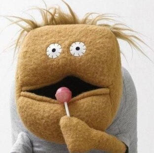 А покушать.