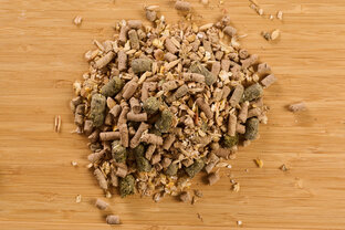 Под торговой маркой DriveLife Farmer реализуются корма в виде мюслей и гранул 