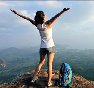 Оптимист придумал самолет пессимист придумал. Оптимист дзен. Оптимист дзен. Оптимист дзен. Уставший оптимист.