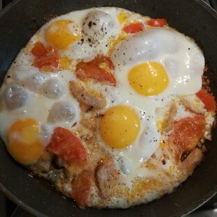 Пошли поедим 