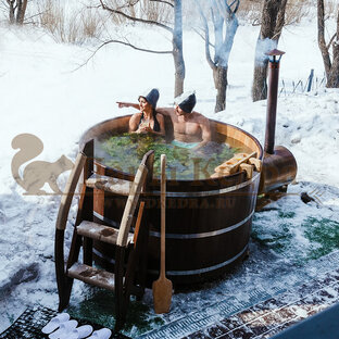 Уличные купели из кедра с печкой