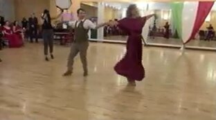 Танго с ведушим бала. Экспромт