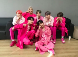 Трансляции BTS на V LIVE