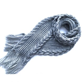 Широкий модный шарф для стильного образа