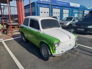 Автомобили ЗАЗ "Запорожец"