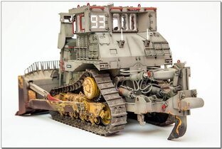 Caterpillar D9R Meng 1:35