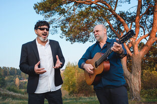 Лирические песни о любви, песни о жизни, песни под акустическую гитару