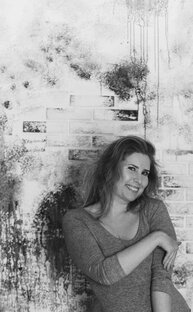 Баба Клава шалунишка