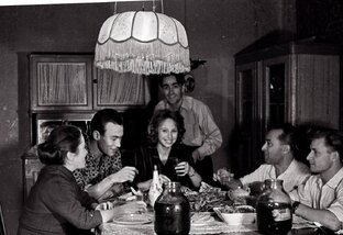 ИСТОРИИ СОВЕТСКИХ ЛЮДЕЙ 