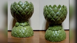 Подсвечники.