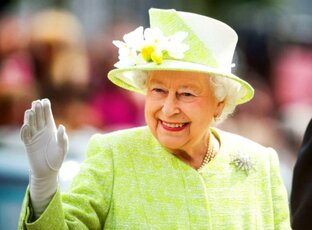 Королева Елизавета II