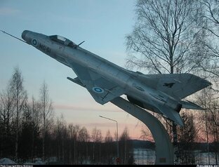 Самолёты-памятники