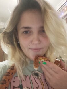 полоз на шeю....